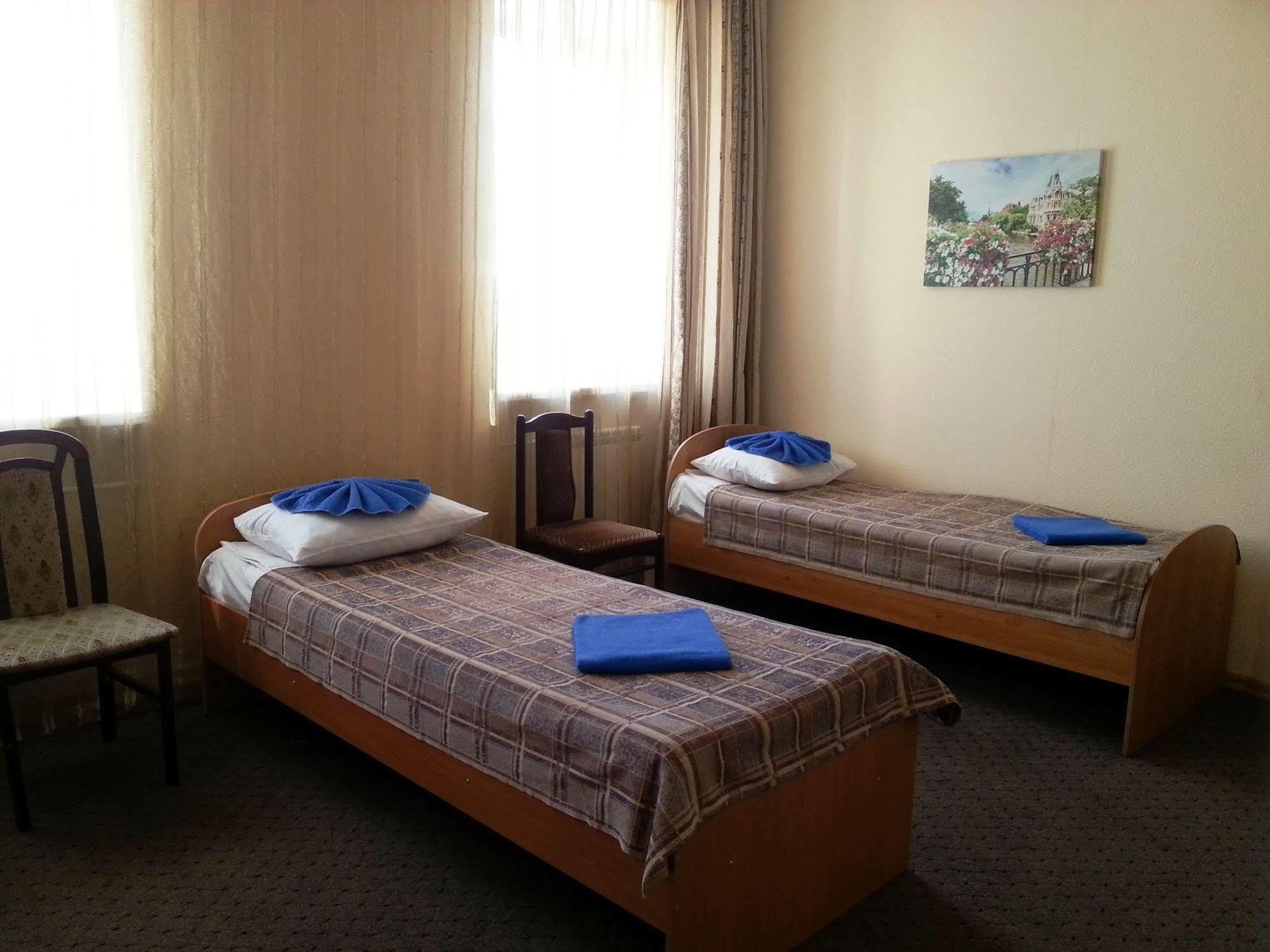 Sever Hotel - Hostel Krasnoyarsk Exterior photo